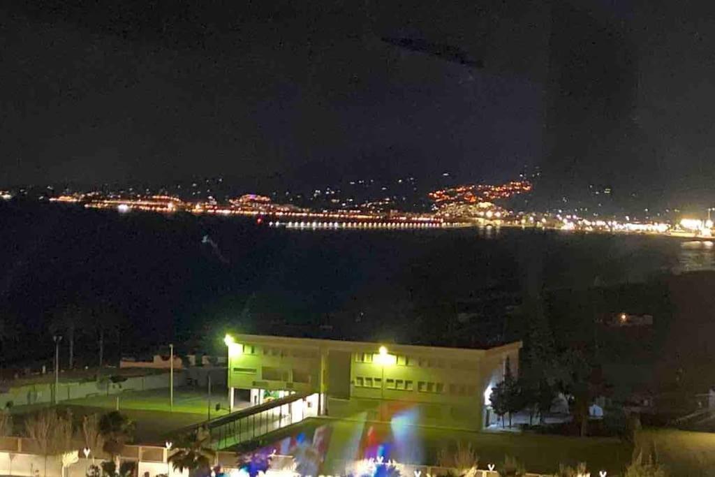 Ferienwohnung Torrenueva Con Vistas A La Playa Exterior foto
